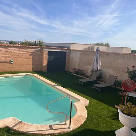 Un Sueno En Toledo Ii, Al Lado De Puy Du Fou Holiday home *