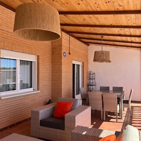 Un Sueno En Toledo Ii, Al Lado De Puy Du Fou Holiday home *